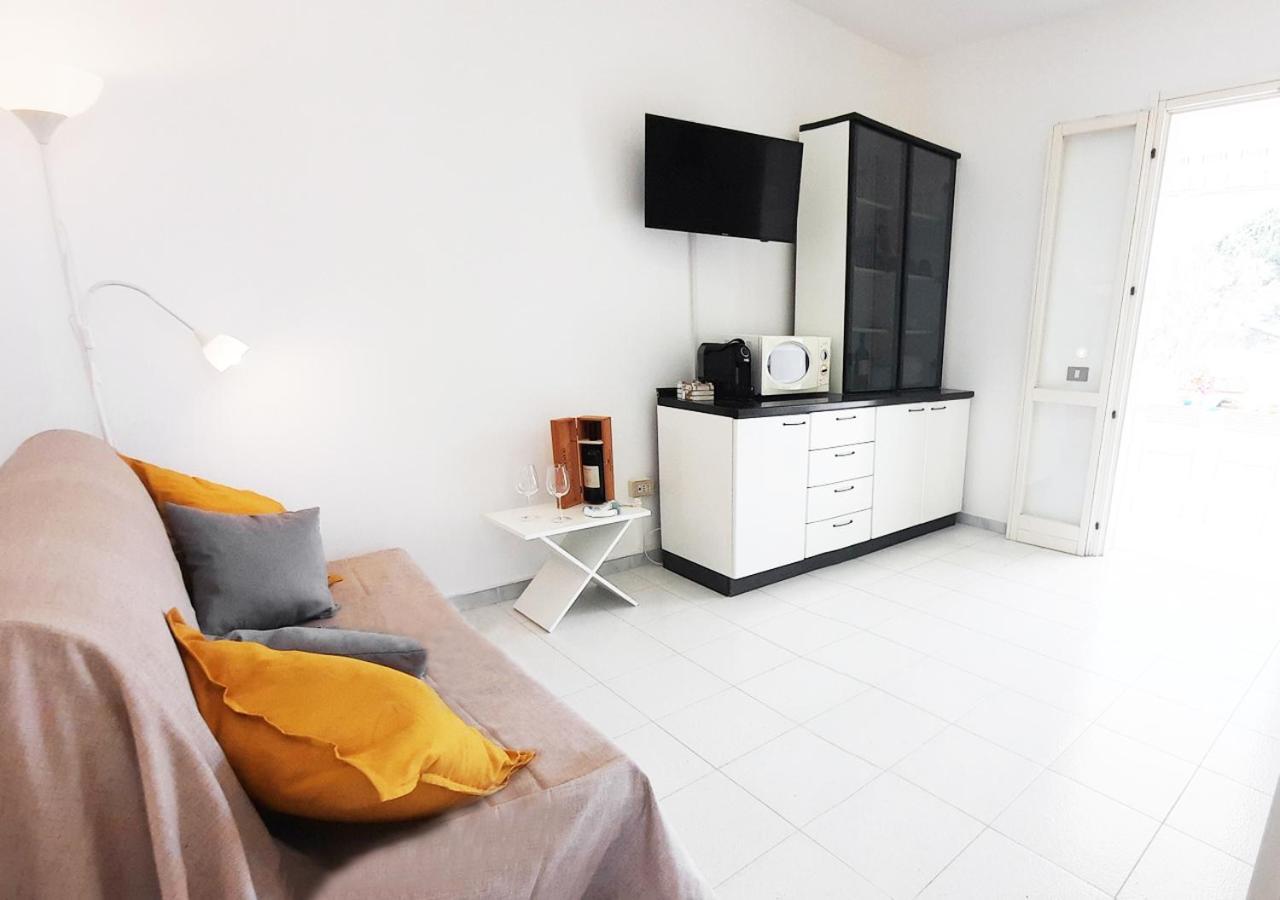 Casa Smeraldo Mare A Sud Di Porto Cesareo Torre Inserraglio Exteriör bild