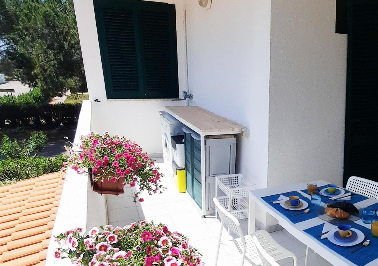 Casa Smeraldo Mare A Sud Di Porto Cesareo Torre Inserraglio Exteriör bild
